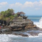 Keindahan Tanah Lot Bali Menjadi Idola Wisatawan Mancanegara