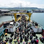Pelabuhan Ketapang Lumpuh, Antrean Truk Barang Sampai 30 KM Panjangnya!